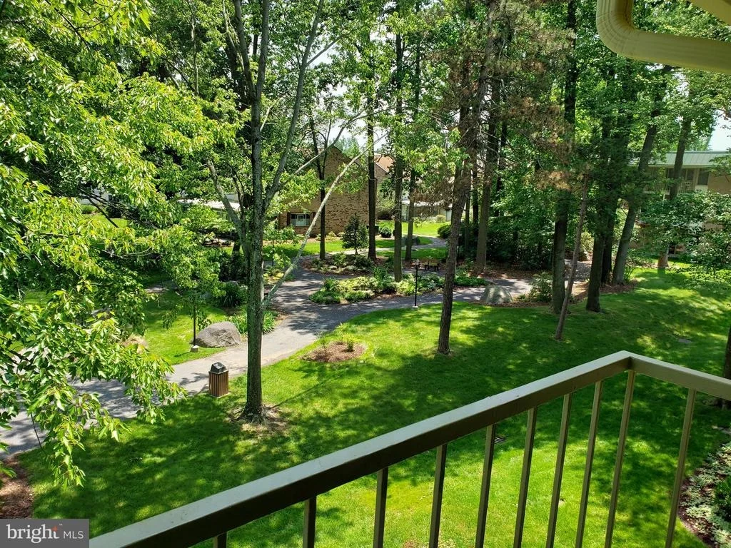 Photo of Unit 73C at 3600 GLENEAGLES DRIVE