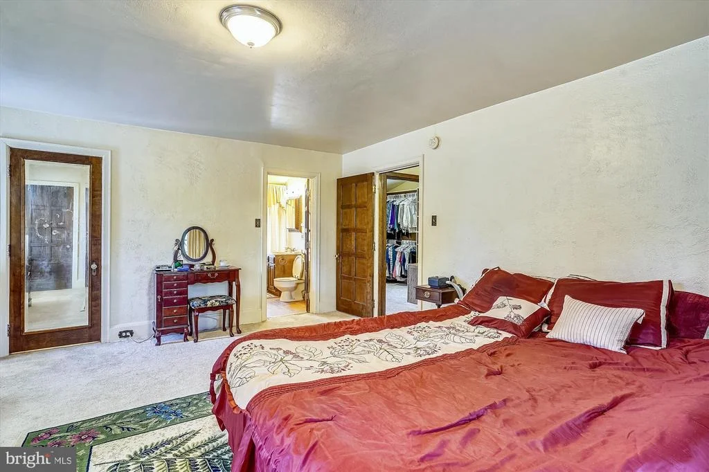 Photo of 200 MEALEY PARKWAY