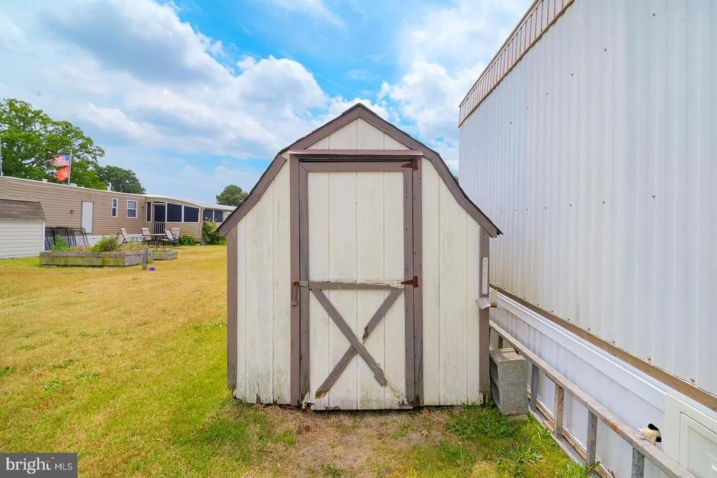 Photo of 38052 RABBIT ROAD