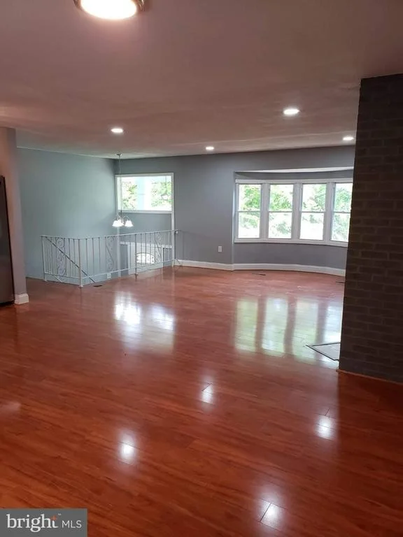 Photo of 6801 TEMPLE HILL ROAD