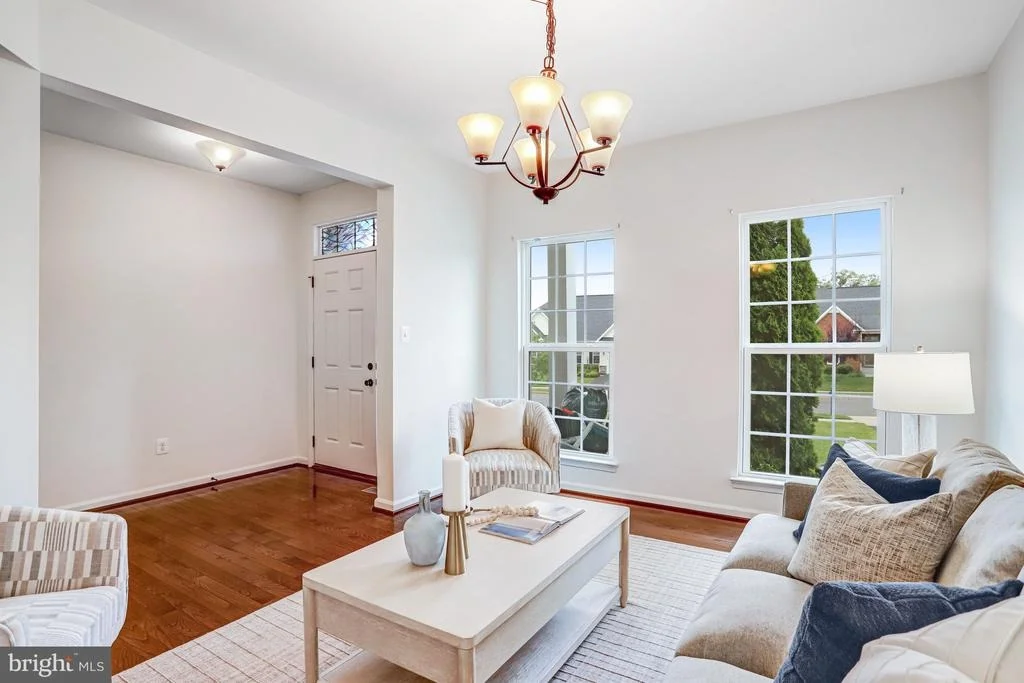 Photo of 26798 BARNSLEY PLACE