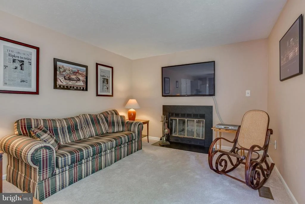 Photo of 9549 RED APPLE LANE