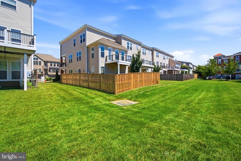 Photo of 23489 EPPERSON SQUARE