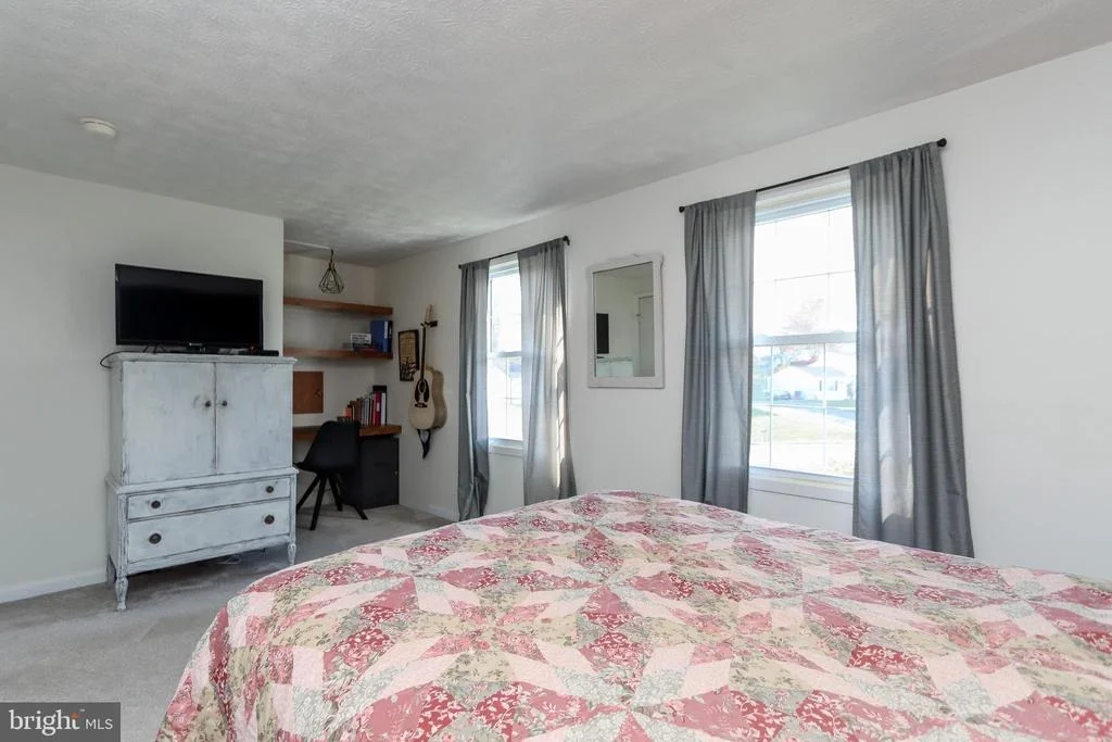 Photo of 4400 AGATE COURT