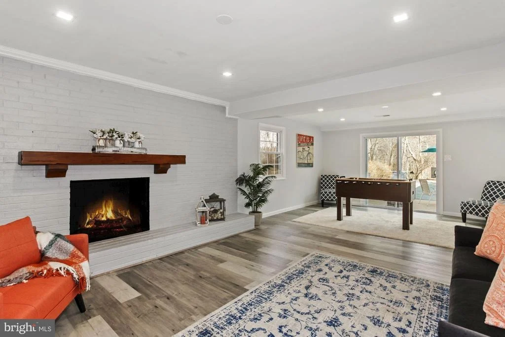 Photo of 6815 GILLINGS ROAD