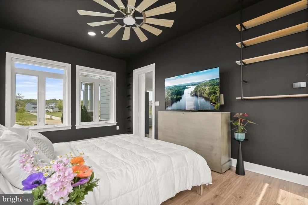 Photo of 1621 CARNOUSTIE ROAD