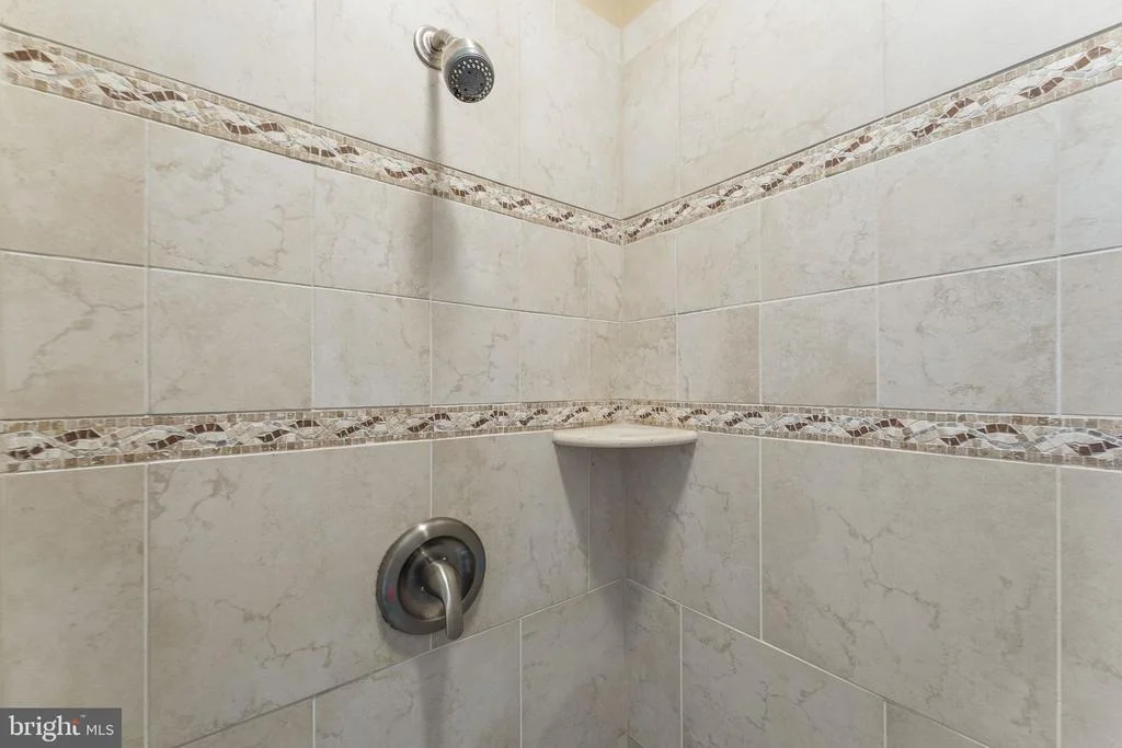 Photo of 5777 WATERLOO BRIDGE CIRCLE