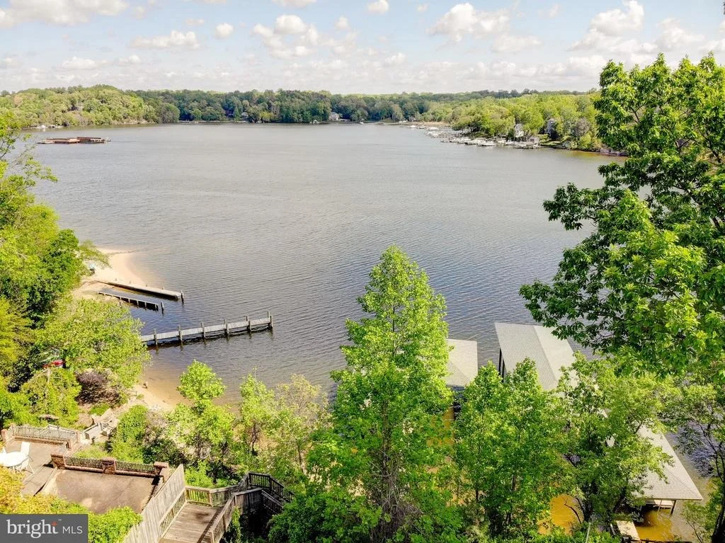 Photo of 1164 OAK VIEW DRIVE