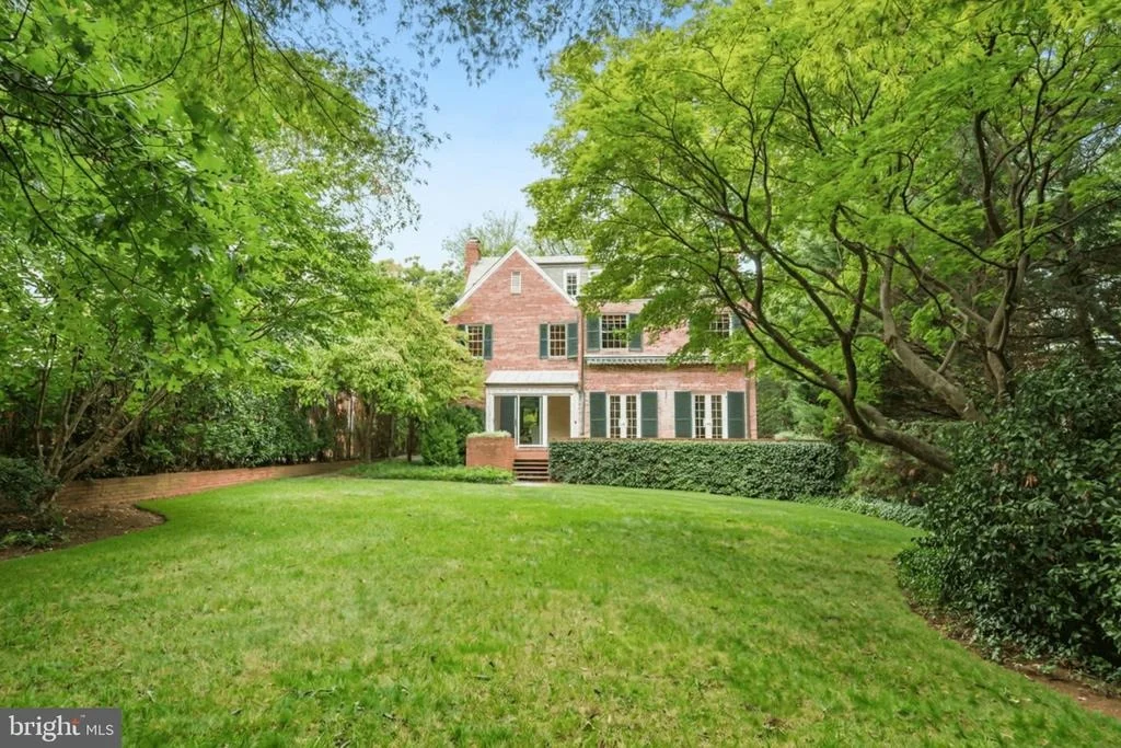 Photo of 2721 31ST PLACE NW