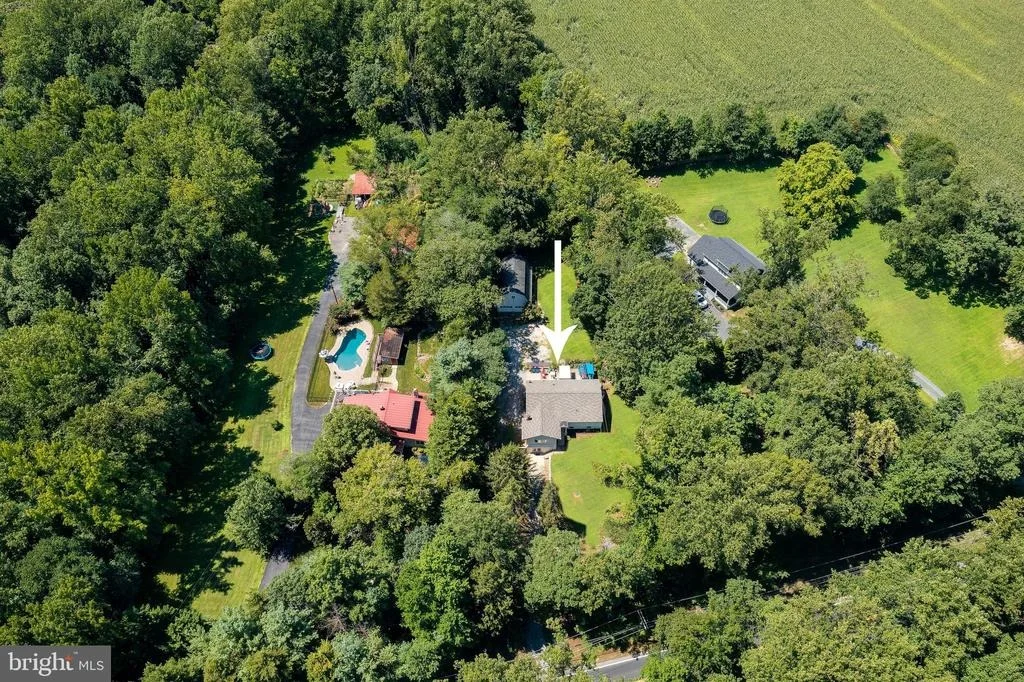 Photo of 2510 DAVIDSONVILLE ROAD
