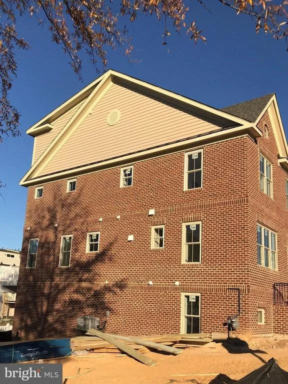 Photo of 3427 URBANA PIKE
