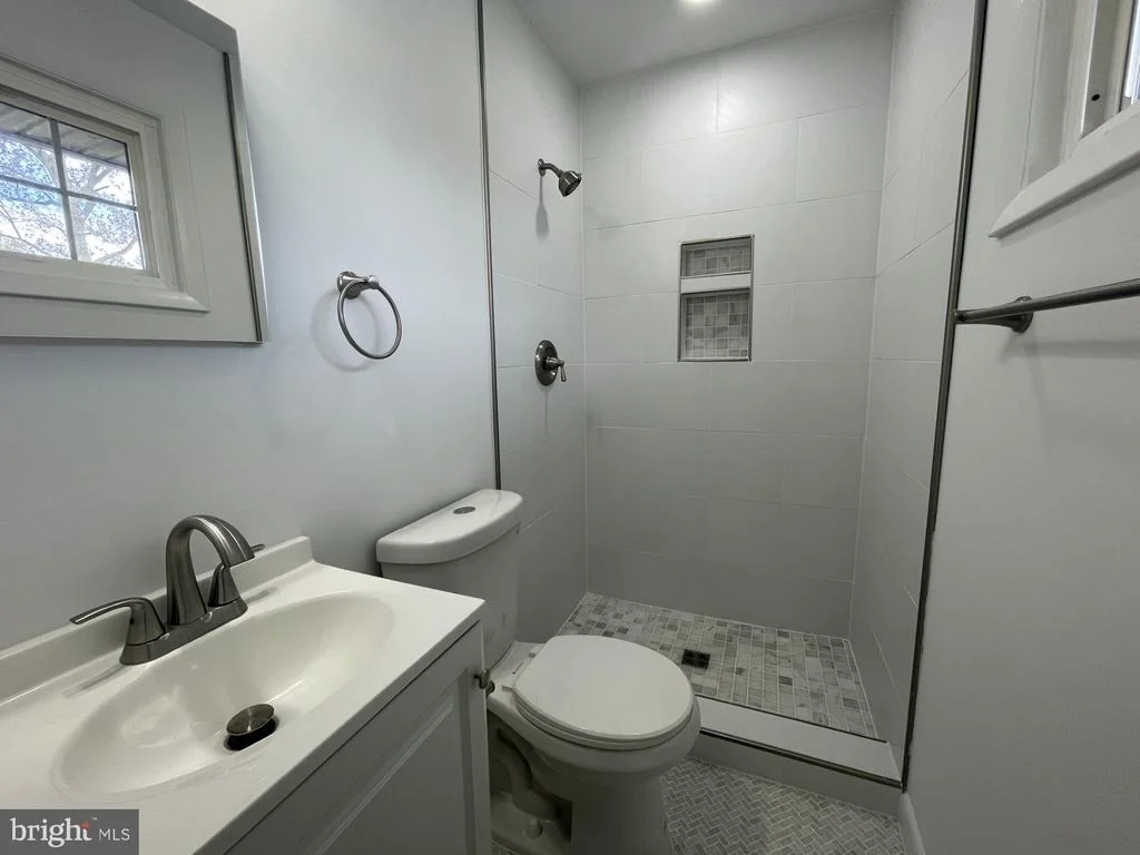 Photo of 3822 GALLOWS ROAD
