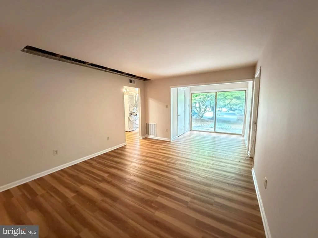 Photo of Unit 12CA at 2403 NORMANDY SQUARE PLACE