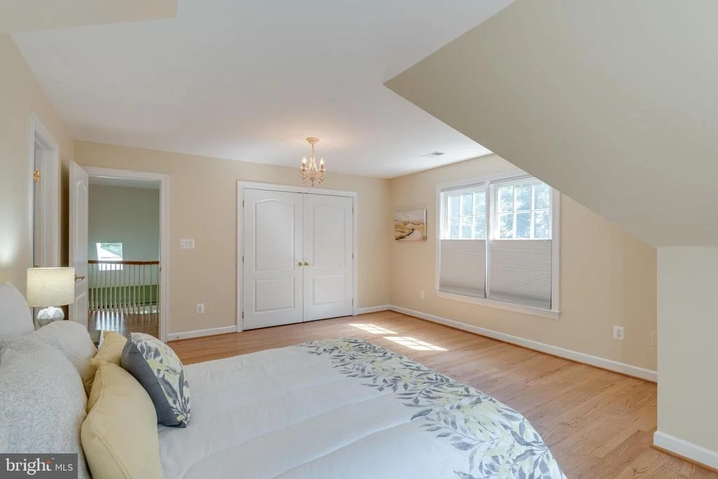Photo of 12104 WALNUT BRANCH ROAD