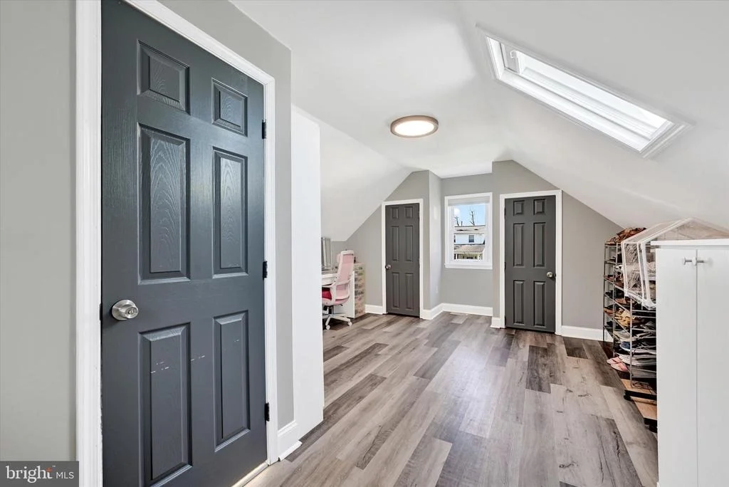 Photo of 5217 CATALPHA ROAD