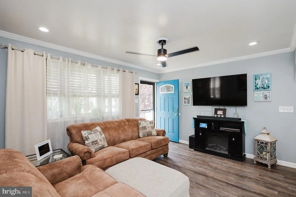 Photo of 403 WEBB LANE