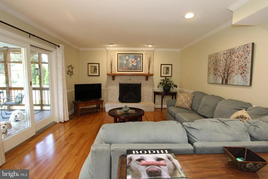 Photo of 6759 MEADOWSIDE DRIVE