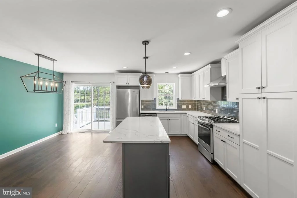 Photo of 112 COLONIAL DRIVE