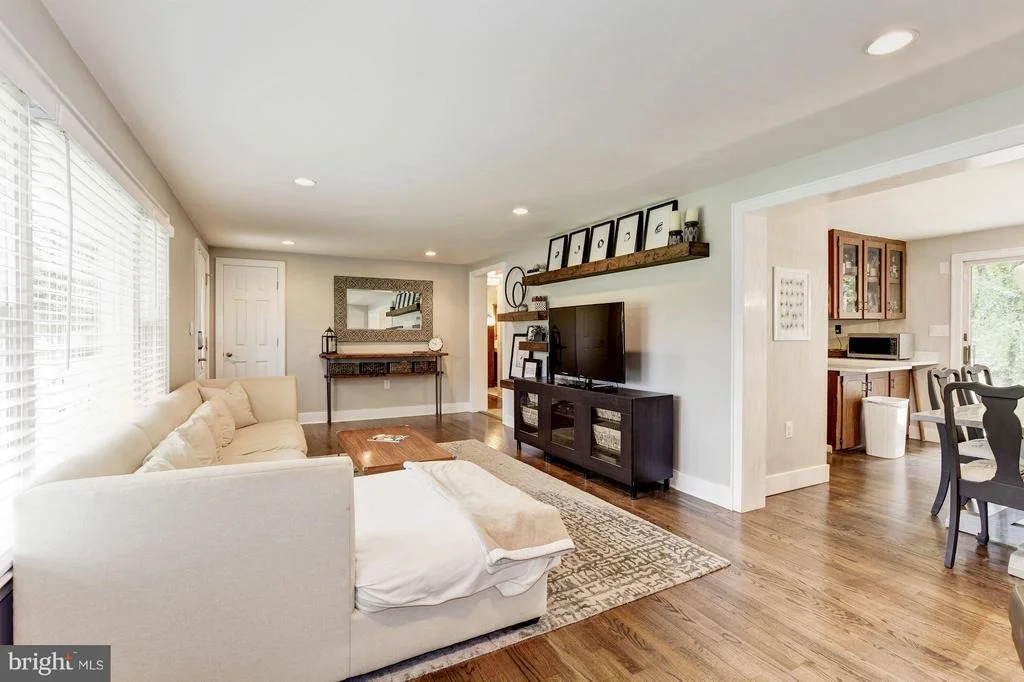 Photo of 6209 BROOKLYN BRIDGE ROAD