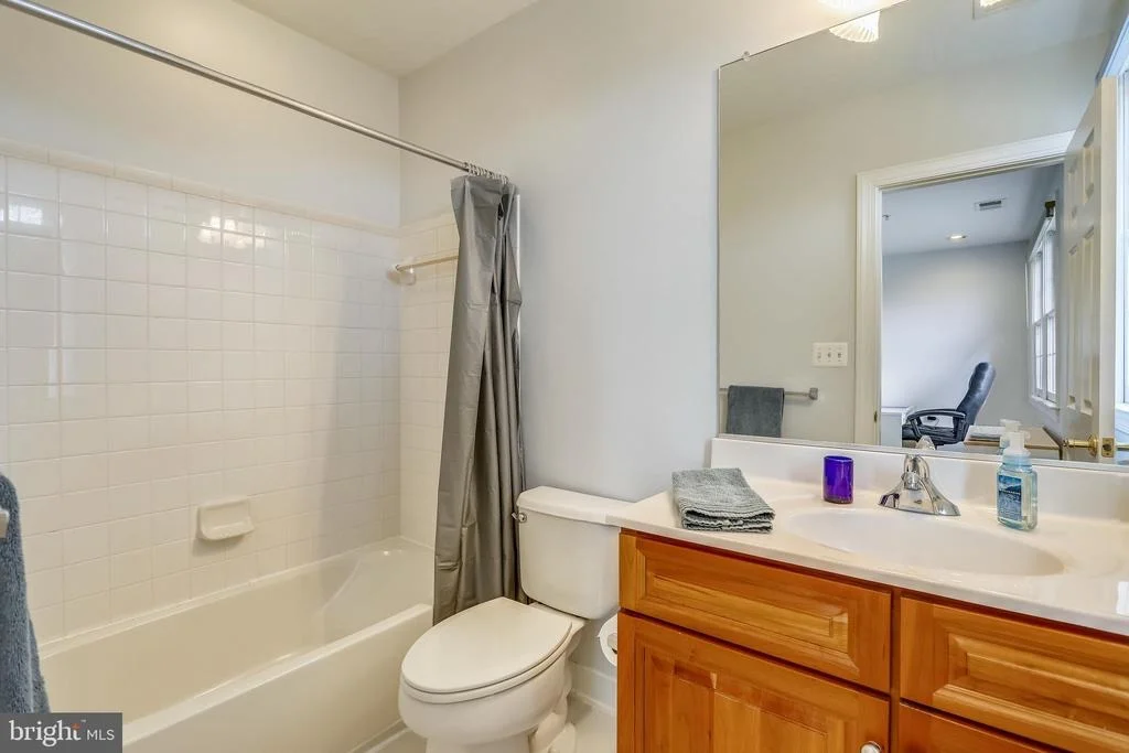Photo of 24701 FARMVIEW LANE