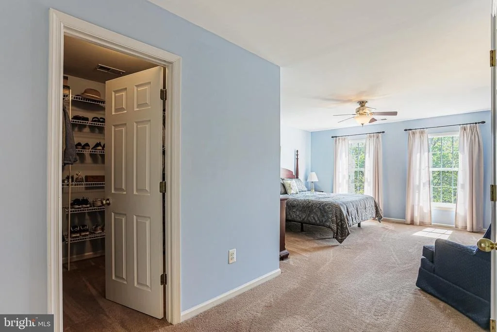 Photo of 9703 ROYAL CREST CIRCLE