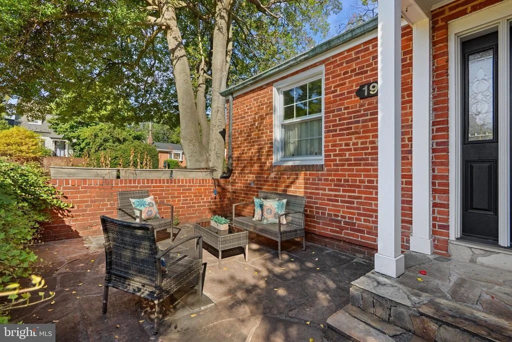 Photo of 19 INDIAN SPRING DRIVE