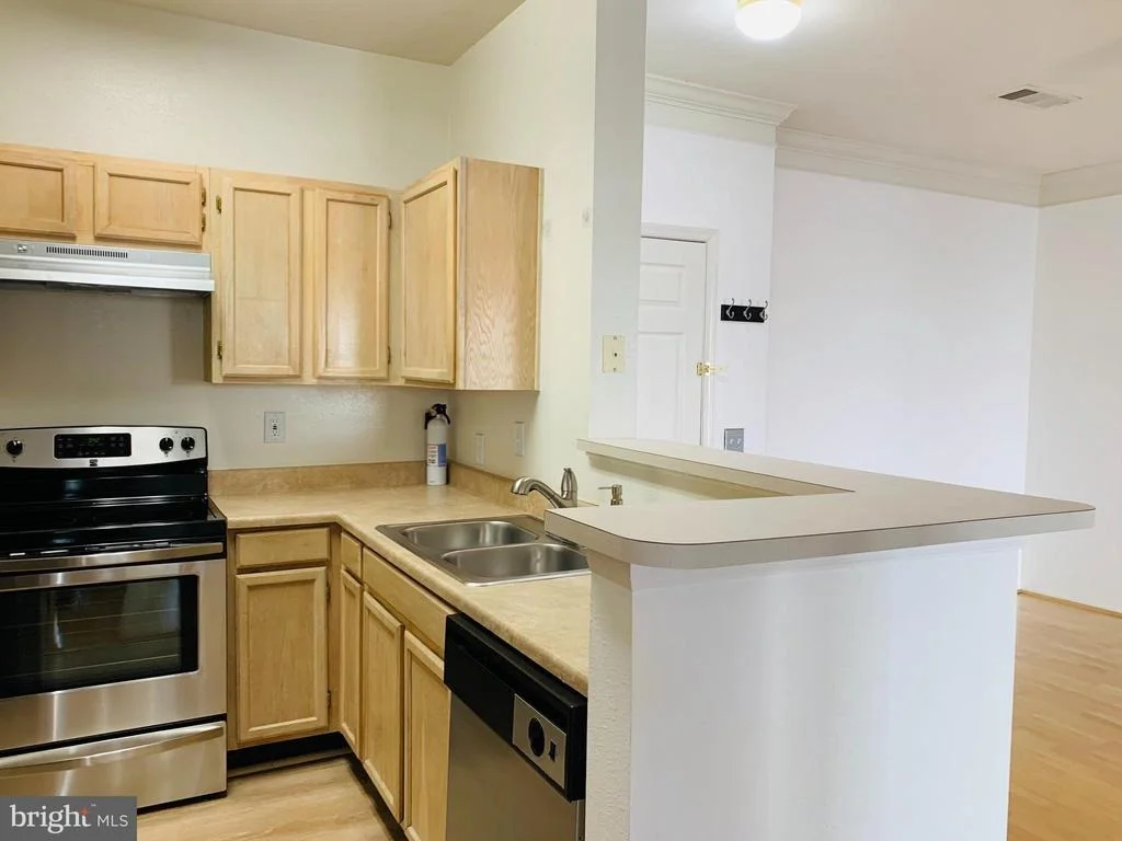 Photo of Unit 7211 at 1570 SPRING GATE DRIVE