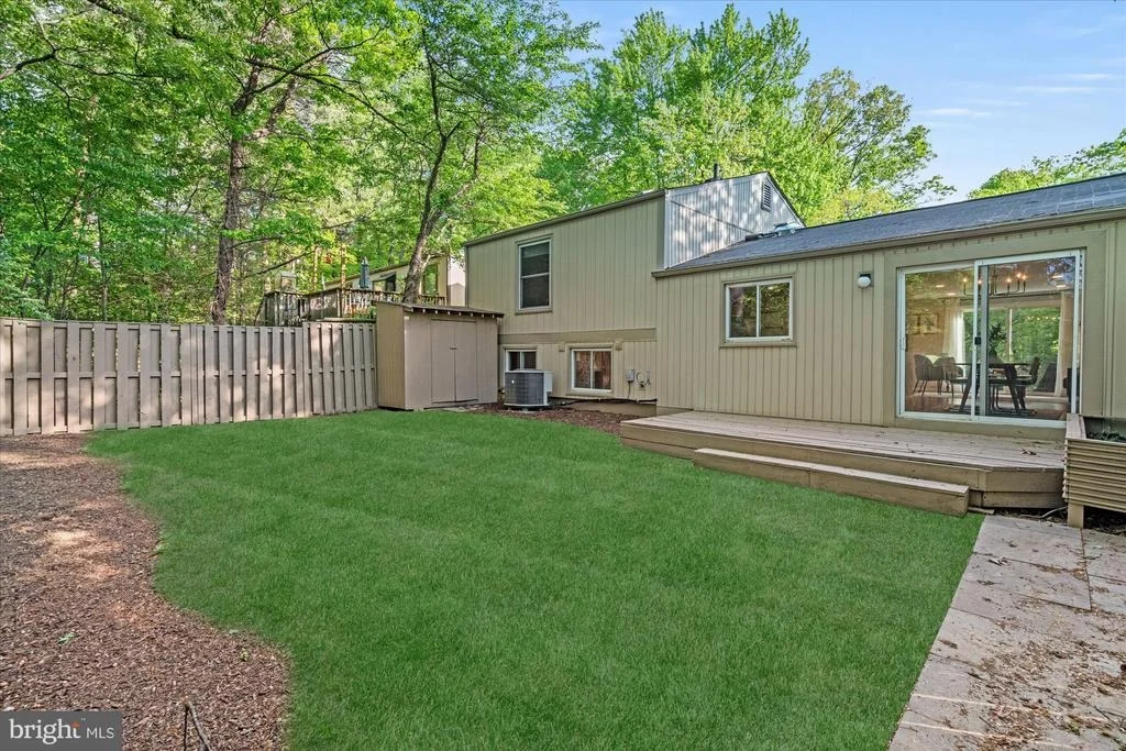 Photo of 2228 COCQUINA DRIVE