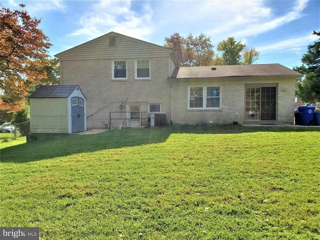 Photo of 13113 FOXHALL DRIVE