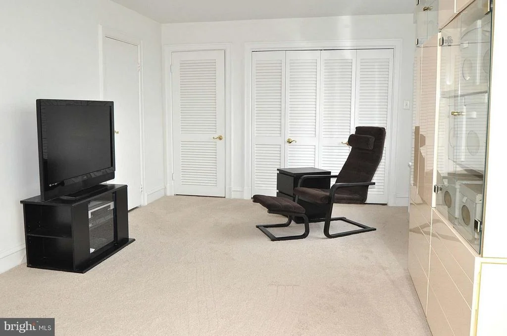 Photo of Unit 2405 at 9701 FIELDS ROAD