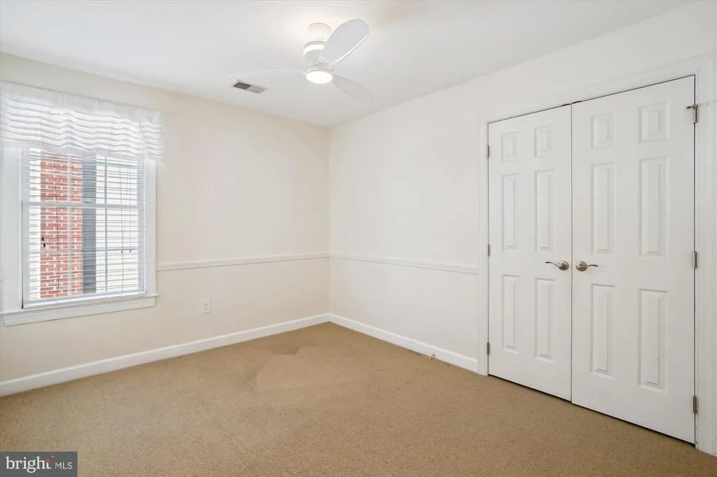 Photo of 302 TSCHIFFELY SQUARE ROAD
