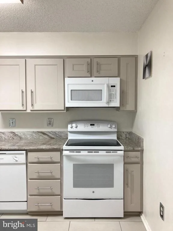 Photo of Unit 3608 at 15115 INTERLACHEN DRIVE