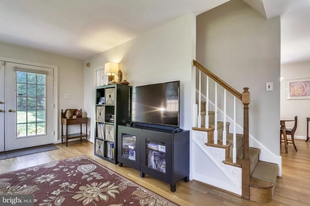 Photo of 2413 CHURCHILL ROAD