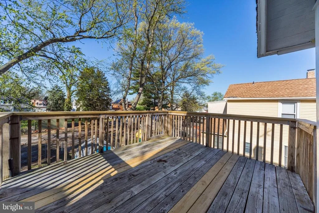 Photo of 724 HUNTER STREET