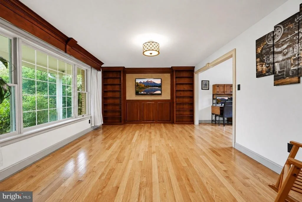 Photo of 1190 LONG VALLEY ROAD