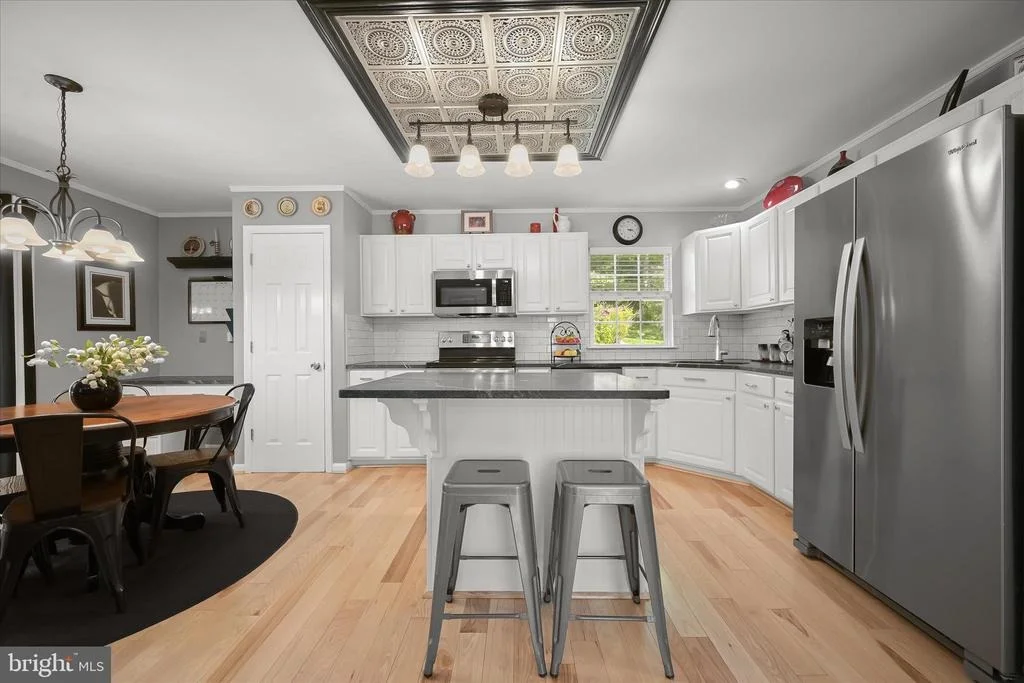 Photo of 7036 GARDEN WALK