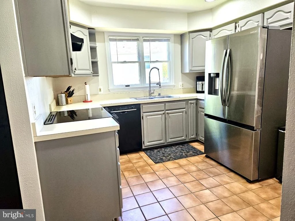 Photo of 591 WINTERSPICE DRIVE