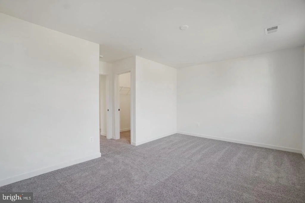 Photo of 2003 ARAM DRIVE