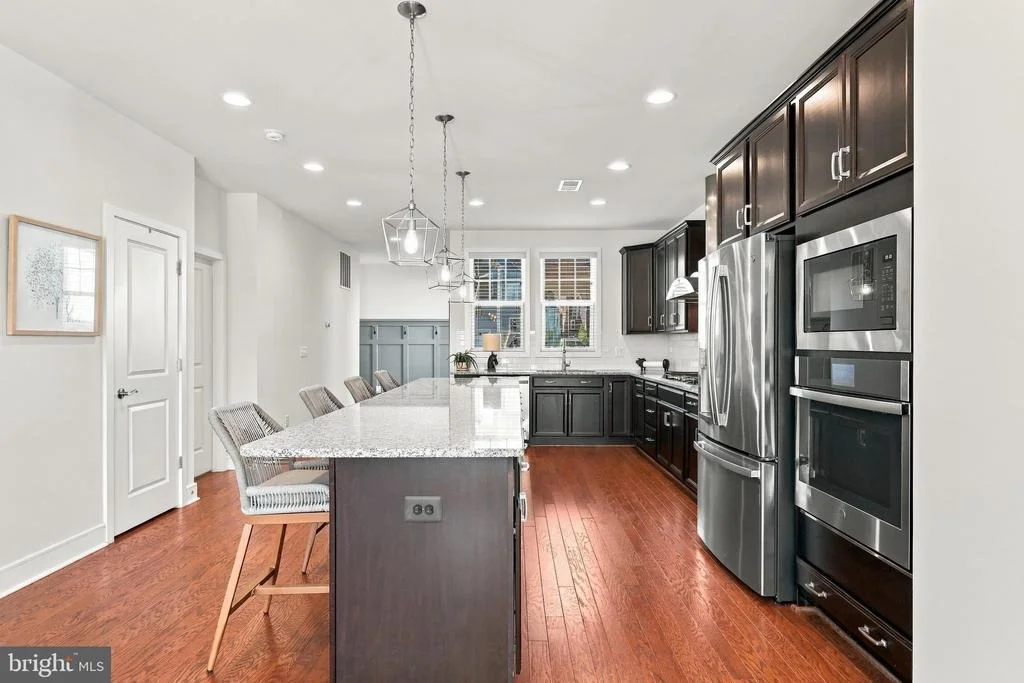 Photo of 1010 COUBERTIN DRIVE SE
