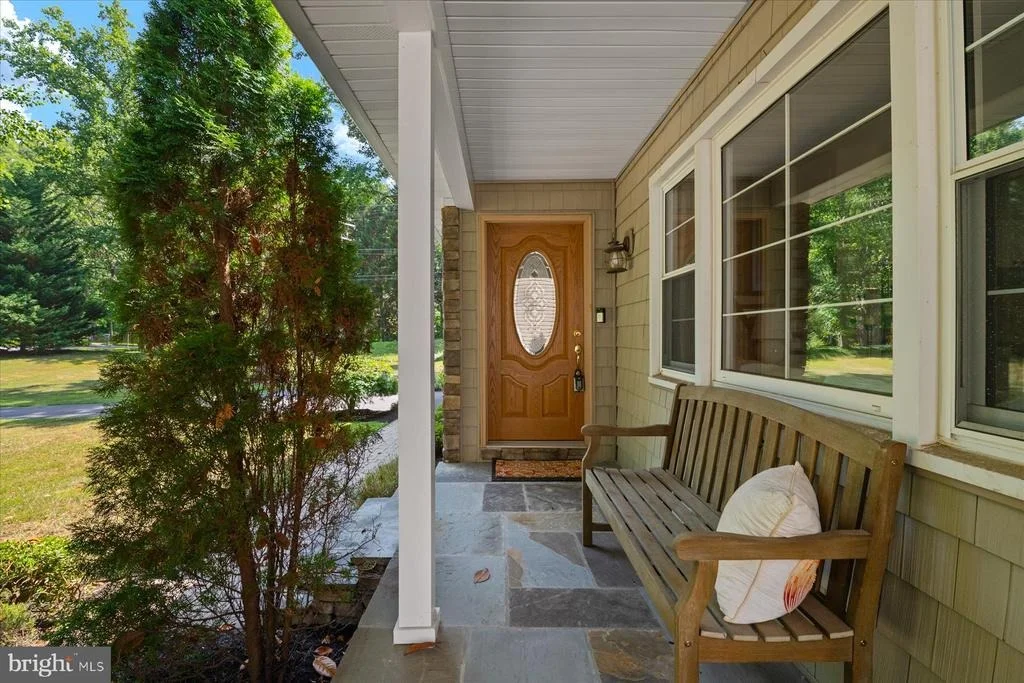 Photo of 1134 VALLEY DRIVE