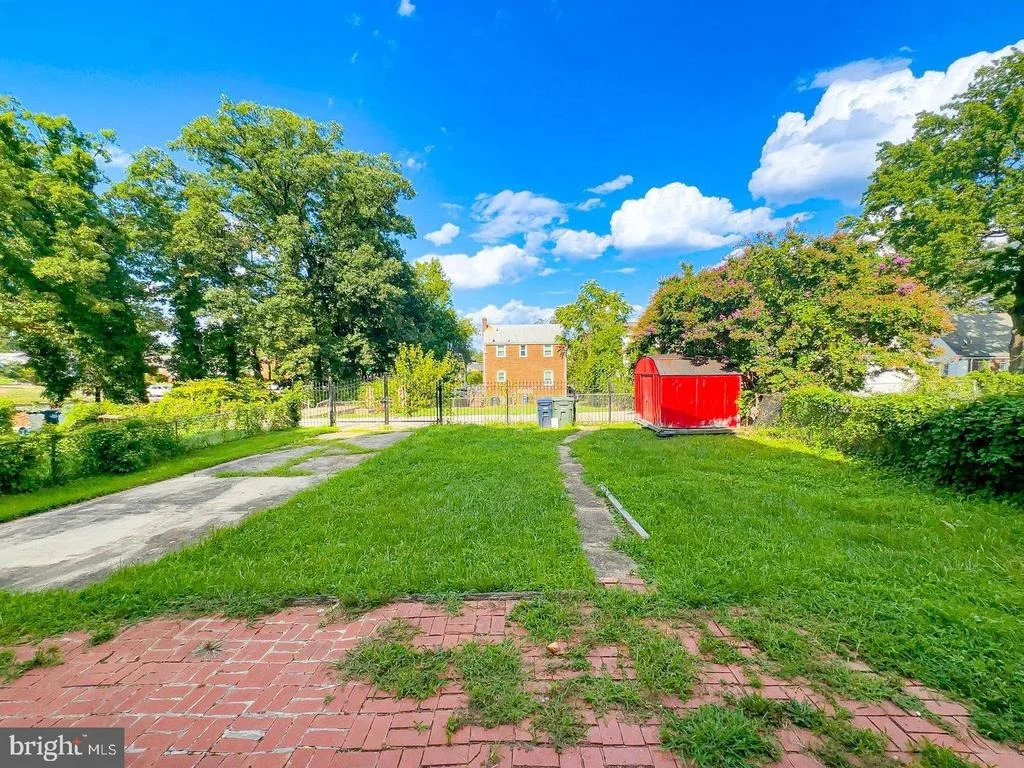 Photo of 1106 45TH PLACE SE