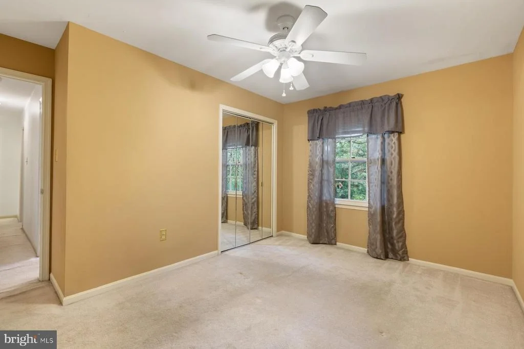 Photo of 19221 GATLIN DRIVE