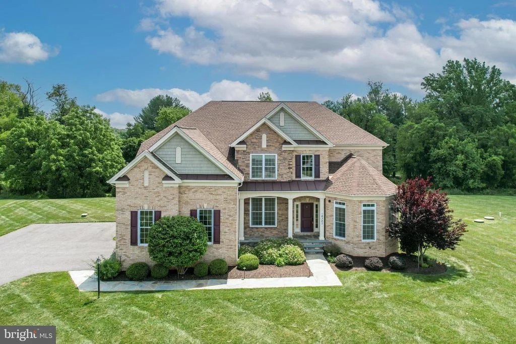 Photo of 14307 OAK MEADOW ROAD