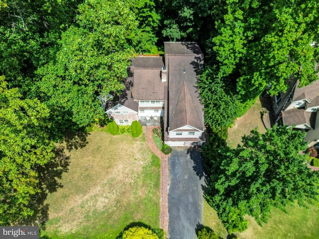 Photo of 501 SOMERSET DRIVE