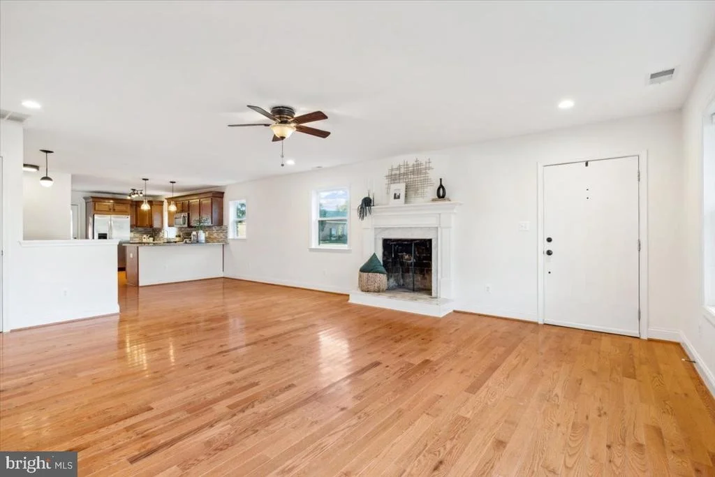 Photo of 819 TRAIL AVENUE