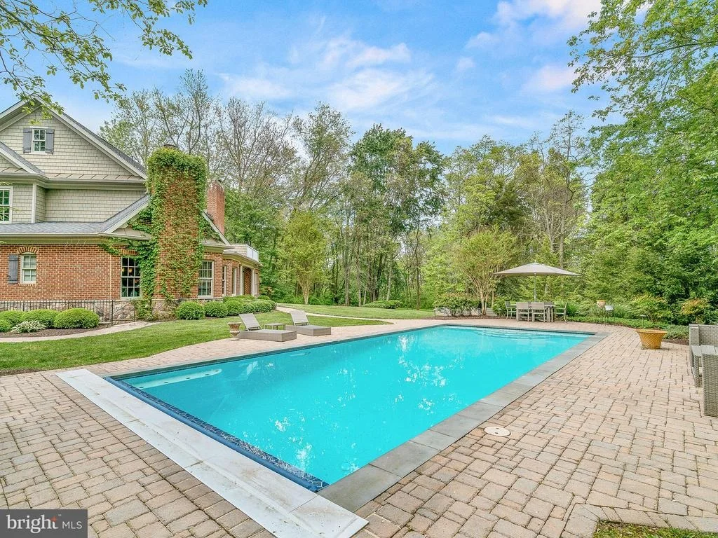 Photo of 21001 DELTA DRIVE