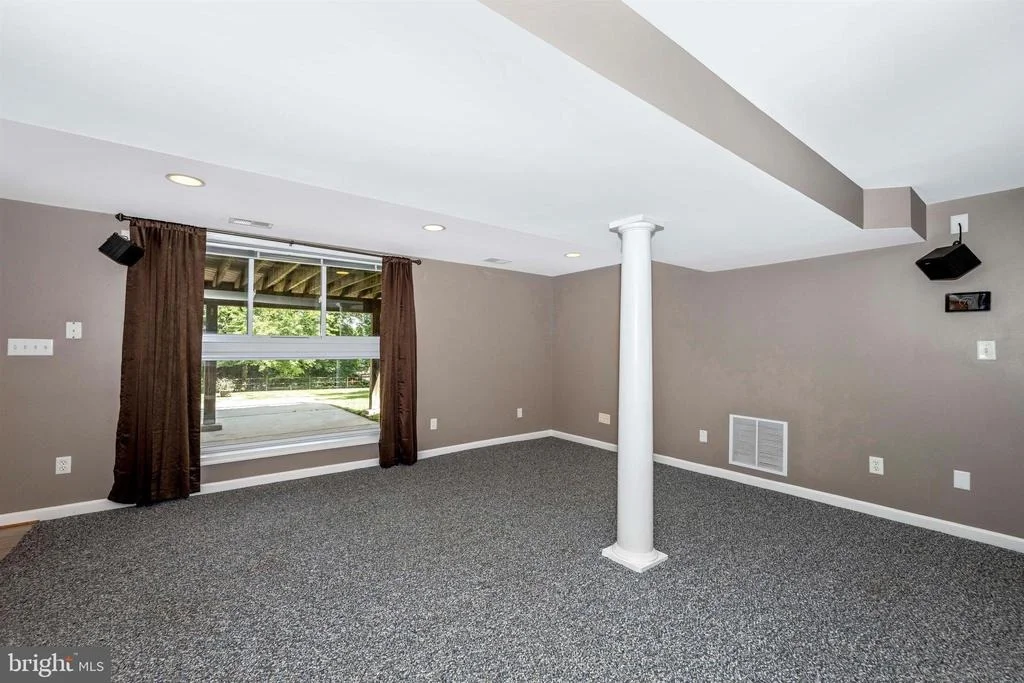 Photo of 25805 RIDGE ROAD