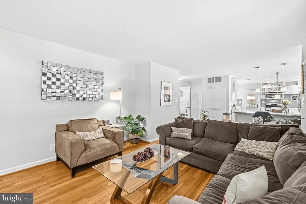Photo of 1600 FLORA LANE