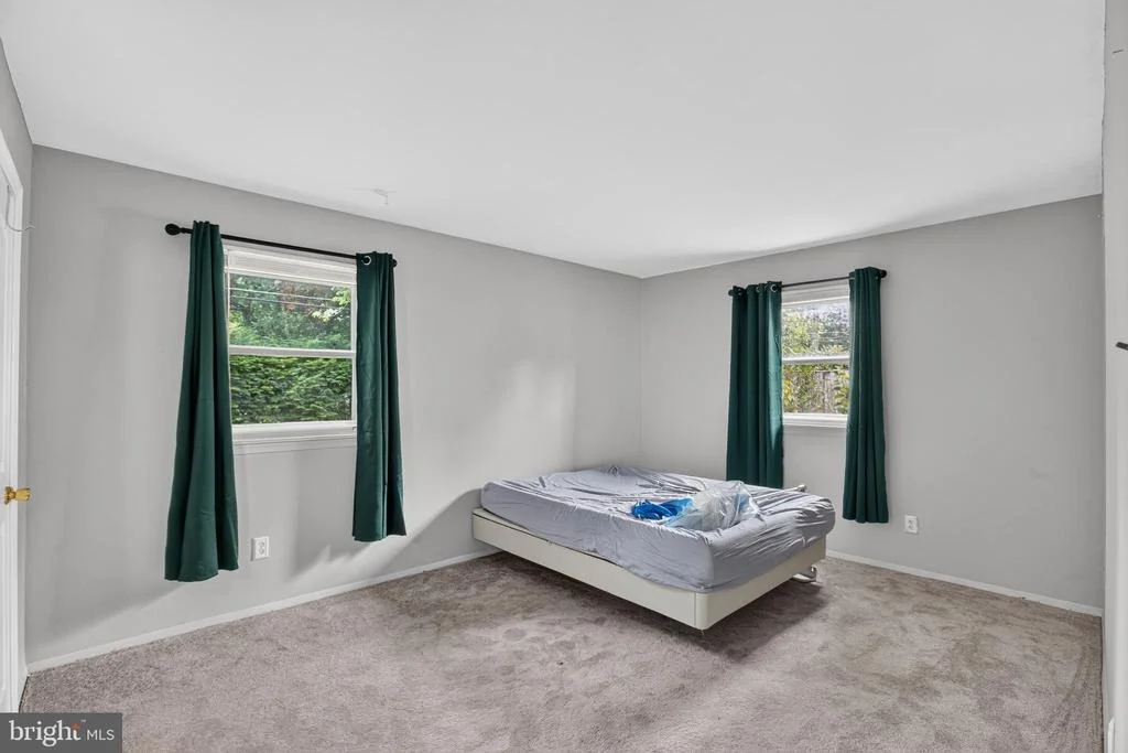 Photo of 306 TOMPKINS LANE