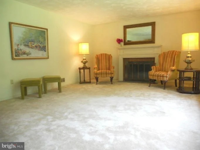 Photo of 450 RIVER BEND ROAD